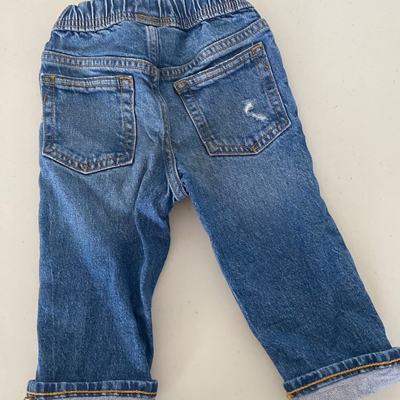 Baby Gap ripped jeans - Picture 2 of 5